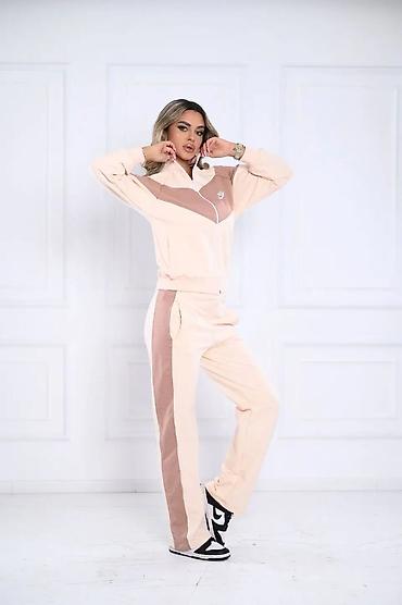 Gornji i donji deo: Ženski trenerka komplet – Nike - Dvodijelni set: gornji deo sa — 7