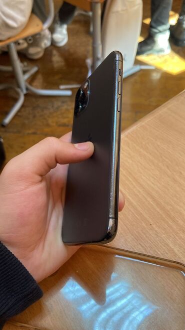 samsung б у: IPhone 11 Pro, 256 ГБ, Black Titanium