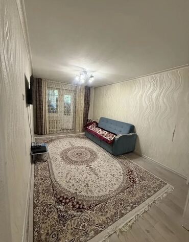 продам 4 квартиру: 2 бөлмө, 43 кв. м, 104-серия, 1 кабат, Косметикалык ремонт