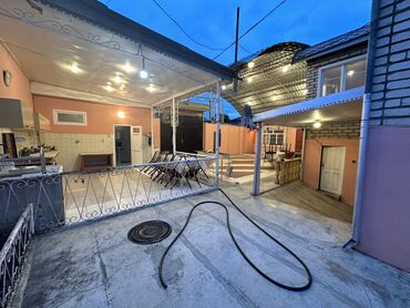 Həyət evləri və villaların satışı: 6 otaqlı, 700 kv. m, Kredit yoxdur, Orta təmir — 23