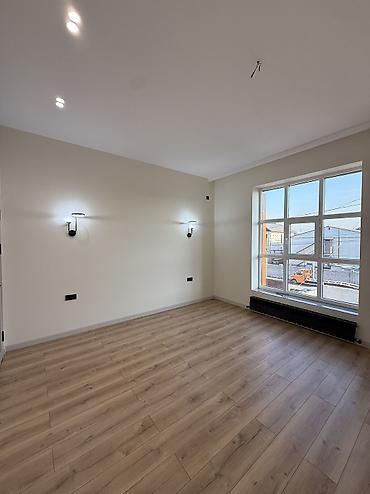 Продажа коттеджей и домов: Продается дом с новым ремонтом в ж/м Кара-Жыгач🏠🌳 📍Локация - ул — 7