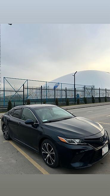 Частная аренда авто: Сдаю Toyota Camry, Посуточно, Без водителя, | От 18 лет, Водительские права — 1