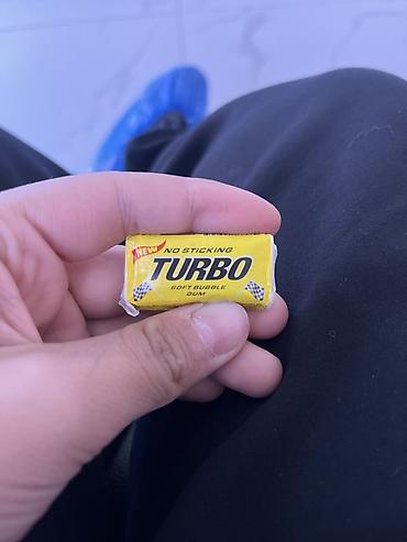 Жевательная резинка Turbo — мягкая bubble gum в индивидуальной