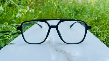 optik eynekler: Optik eynək, Yeni
