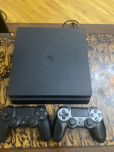 playstation 1 2 3 4 5: SONY PS 4 SLIM Satılır /Full set/ 2 Djostik uste 500 gb yaddas Ideal