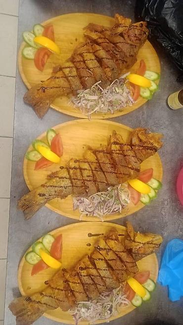 Повара: Добрый ден всем. ишу работа шеф повара. меня завут Жамиля опт работа — 4