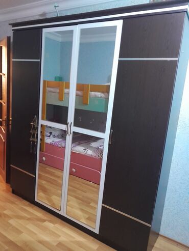 İşlənmiş, Düz dolab, Qarderob, paltar dolabı