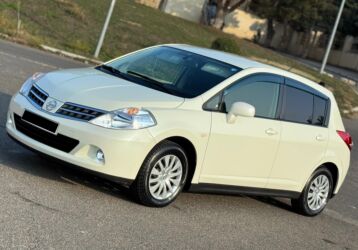 Nissan: Nissan Tiida: 1.5 l | 2011 il Hetçbek — 5