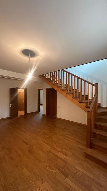 Продажа коттеджей и домов: 5 и более комнат, 242 м², 6 соток, Бишкек, Агентство недвижимости — 14
