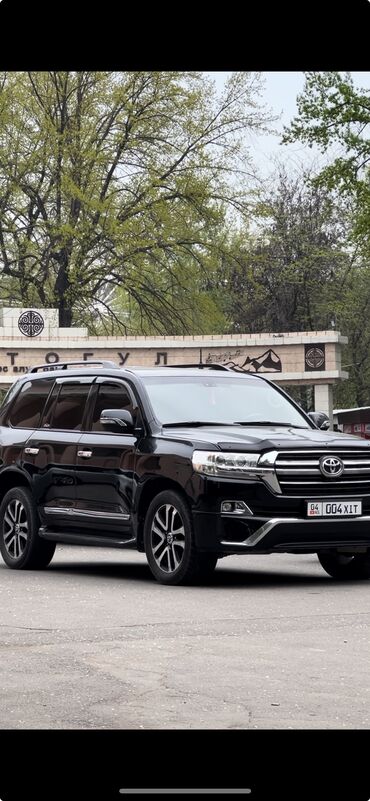 Легковой транспорт: Сдаю в аренду: Легковое авто, Частная аренда