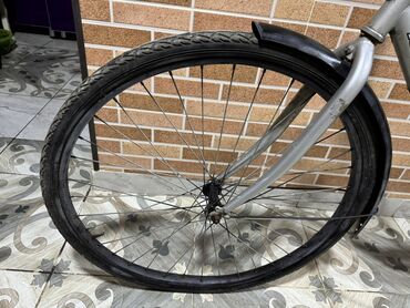 Şəhər velosipedləri: Şəhər velosipedi Stels, 28", sürətlərin sayı: 1 — 5