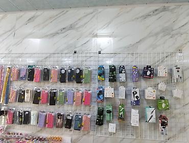 telefon aksesuar toptan: Yeni kabrolardı.57 ədəddi.Təzə model telefonların kabrolarıdı.Mağaza — 1