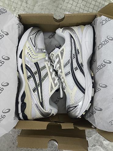 вес набрать: Мужские кроссовки, 43, Asics, Новый, цвет - Белый — 2