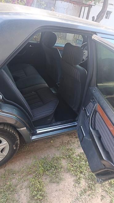 124 мер: Mercedes-Benz W124: 1991 г., 2.3 л, Механика, Бензин, Седан — 4