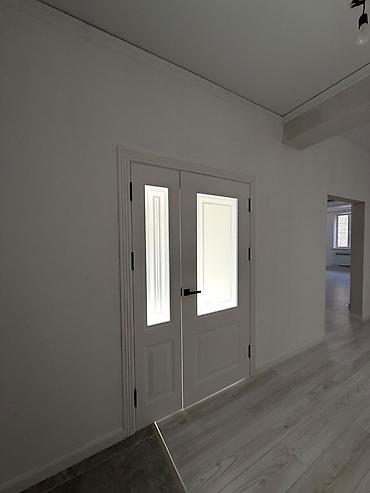 жаны уйлор: 6 бөлмө жана андан көп, 280 м², 5 соток, Бишкек, Достук мкр Менчик ээси — 8