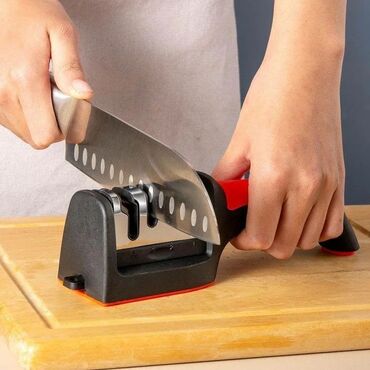Другие аксессуары для кухни: Точилка для ножей
