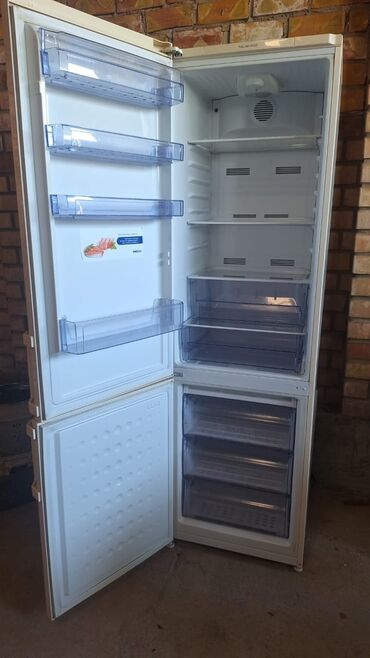 холодильник для молока: Холодильник Beko, Б/у, Двухкамерный, No frost, 60 * 195 *