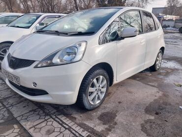 авто в рассрочку без первоначального взноса: Honda Fit: 2008 г., 1.3 л, Автомат, Бензин