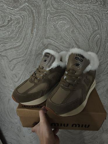 merrell кроссовки: Кроссовки, 39, Miu Miu, Новый, Платная доставка — 2