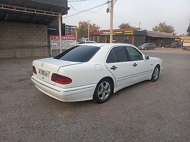 а 190: Mercedes-Benz E-Class: 1996 г., 2.3 л, Механика, Бензин, Седан — 4