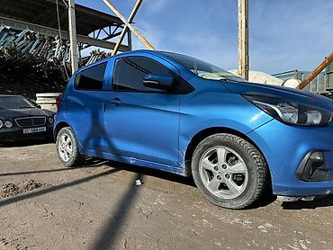 Chevrolet: Chevrolet Spark: 2016 г., 1 л — 5