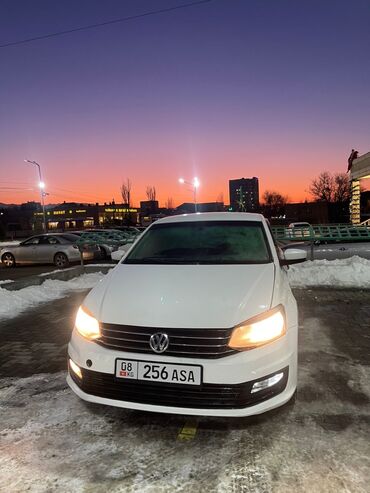 Volkswagen: Volkswagen Polo: 2015 г., 1.6 л, Механика, Газ, Седан