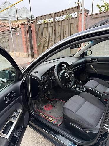 Унаа сатуу: Volkswagen Passat: 2001 г., 1.6 л, Кол менен иштөөчү, Бензин, Седан — 9