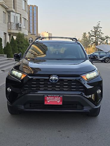 mercedes e200: Toyota RAV4: 2019 г., 2.5 л, Автомат, Гибрид, Кроссовер — 9