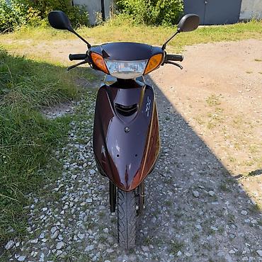 купить мопед в кредит: Yamaha JOG skuter - Rəng: tünd qəhvəyi/gavalı tonları, qara plastik — 5