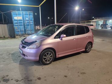 табуретка на фит: Honda Fit: 2002 г., 1.3 л, Автомат, Бензин