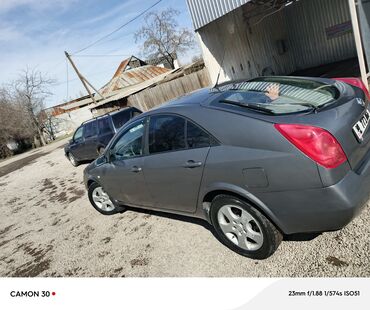 Nissan: Nissan : 2003 г., 1.8 л, Механика, Бензин, Хэтчбэк
