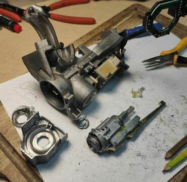 СТО, ремонт транспорта: Ремонт замков ЧИП КЛЮЧ АВТОЭЛЕКТРИК Адаптация слетевщих блоков — 13