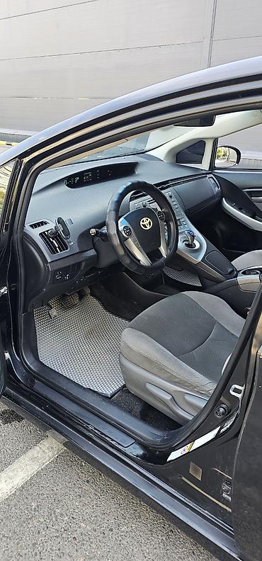 Toyota: Toyota Prius: 2012 г., 1.8 л, Вариатор, Гибрид, Хэтчбэк — 7