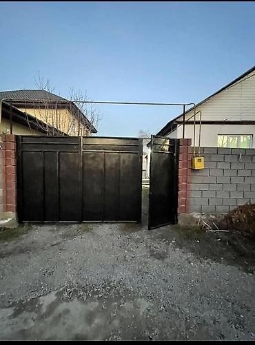 Продажа коттеджей и домов: Цена : 128000 $ Продается 3 х комнатный жилой дом с участком 4 соток в — 16
