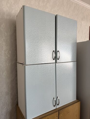 стол для компьютера в бишкеке: Ашкана гарнитуру, Колдонулган, түсү - Көгүлтүр, Өзү алып кетүү lalafo.kg да стол для компьютера в бишкеке: Ашкана гарнитуру, Колдонулган, түсү - Көгүлтүр, Өзү алып кетүү