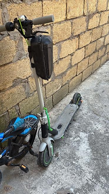 2 el scooter: İşlənmiş Elektrik samokat 12", 251 - 350 Vt, > 45 km/s, Ünvandan götürmə — 1
