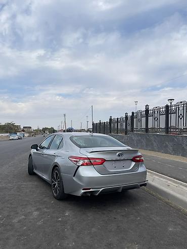 Продажа авто: Toyota Camry: 2020 г., 2.5 л, Автомат, Гибрид, Седан — 3