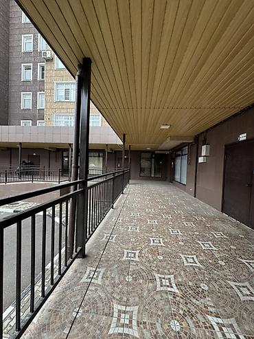 Аренда помещений свободного назначения: 🔥Продаётся просторная 3-комнатная квартира в 5 микрорайоне! Напротив — 4