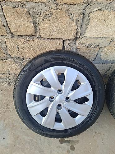 r15 şin: Avtomobil üçün PRINX markalı şin. Şinin ölçüsü **185/65 R15** olaraq — 2