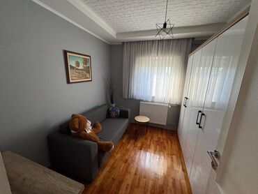 Kuće na prodaju: 129 kv. m, 4 sobe — 6