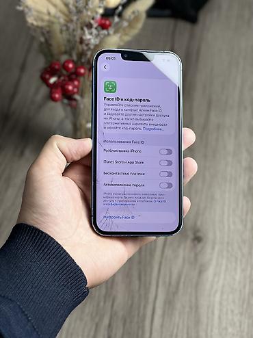 Apple iPhone: IPhone 13, Б/у, 128 ГБ, Синий, Чехол, 76 % — 9