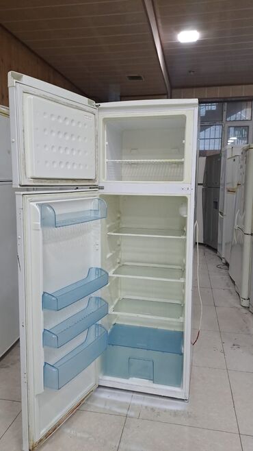 xaladenik matoru: 2 двери Indesit Холодильник Продажа