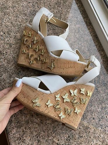 michael: Сандалии на высокой танкетке Michael Kors Состояние отличное, так как — 1