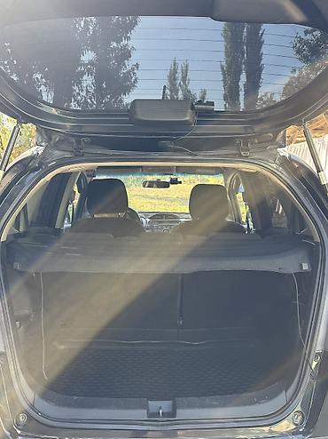Hafei: Honda Jazz: 2012 г., 1.3 л, Вариатор, Бензин, Хетчбек — 5