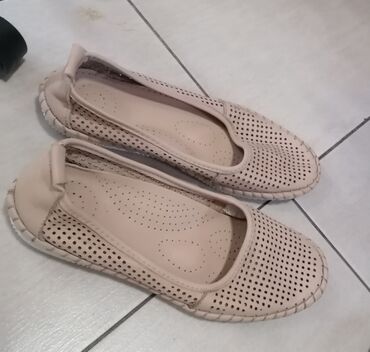 baletanke sa kaišem: Ballet shoes, 38