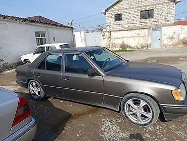 tesla qapi: Mercedes-Benz W124: 2 l | 1988 il Sedan — 3