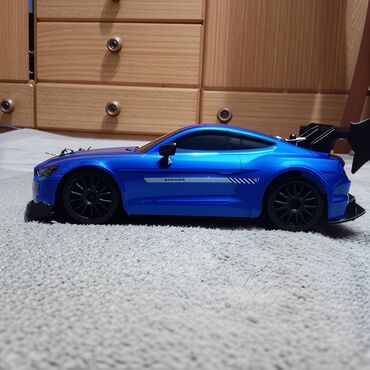 Autići: Nov auto na daljinsko upravljanje. Pale mu se prednja svetla i svetla — 11