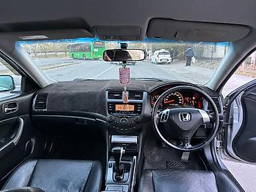 Honda: Honda Accord: 2003 г., Седан — 6