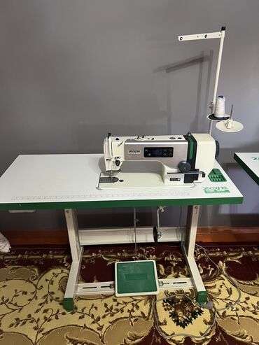 курсы технолога швейного производства: Швейная машина Оверлок, Автомат