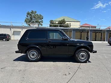 niva stopu: VAZ (LADA) 4x4 Niva: 1.7 l | 2021 il 5000 km Ofrouder/SUV — 9